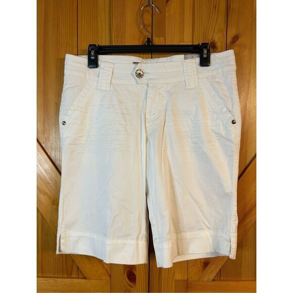 BKE Casuals Serena White Bermuda Shorts Size 27 nwt (4967) Read - Picture 1 of 7
